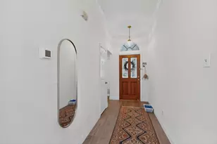 200 Morning Star Ct, Irving, TX 75063 - Photo 4