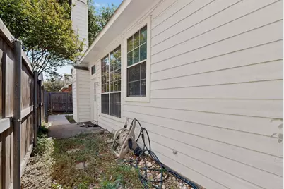 200 Morning Star Court, Irving, TX 75063 - Photo 26
