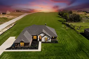 736 Majors Rd, Van Alstyne, TX 75495 - Photo 1