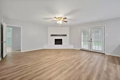 7821 Regency Lane, Fort Worth, TX 76134 - Photo 4