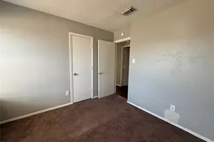 606 Las Brisas Dr, Mesquite, TX 75149 - Photo 8