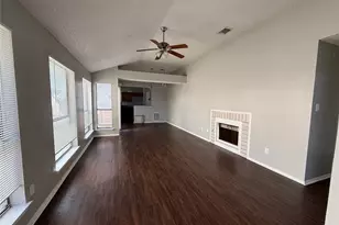 606 Las Brisas Dr, Mesquite, TX 75149 - Photo 2