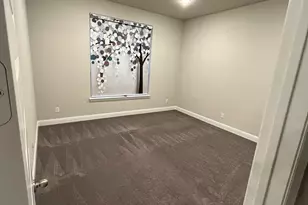 2820 Long Slope Rd, Arlington, TX 76001 - Photo 12