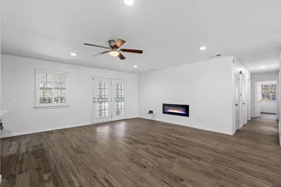 5605 Wales Avenue, Fort Worth, TX 76133 - Photo 10