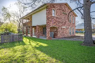 812 Driftwood Dr, Shady Shores, TX 76208 - Photo 1