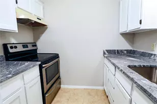 503 Crowley Rd, Arlington, TX 76012 - Photo 6