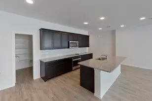 8998 Fair Oaks Dr, Providence Village, TX 76227 - Photo 8