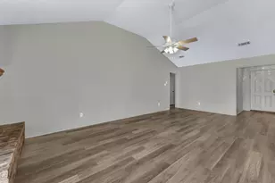 201 Pecan St, Azle, TX 76020 - Photo 8