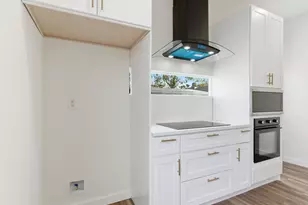 1719 May St, Fort Worth, TX 76110 - Photo 6