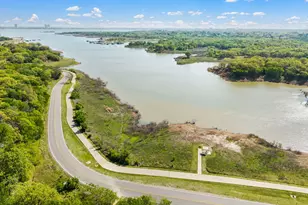 2717 Cobblestone Dr, Grapevine, TX 76051 - Photo 30