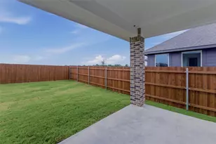 1329 Frio Dr, Springtown, TX 76082 - Photo 20