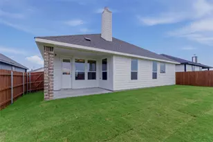 1329 Frio Dr, Springtown, TX 76082 - Photo 22