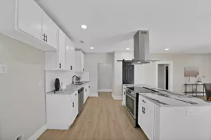 2803 Wilkinson Ave, Fort Worth, TX 76103 - Photo 2