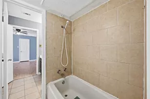 5809 Mansfield Rd, Arlington, TX 76017 - Photo 12