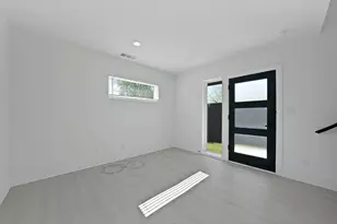 7207 Mohawk Dr, Dallas, TX 75235 - Photo 10