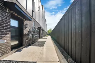 7207 Mohawk Dr, Dallas, TX 75235 - Photo 2