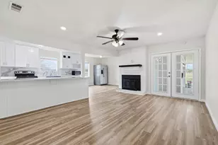 3913 Hickox Rd, Rowlett, TX 75089 - Photo 6