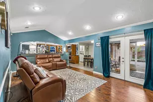 1709 Timbers Dr, Irving, TX 75061 - Photo 14