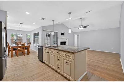 1406 Kynette Drive, Euless, TX 76040 - Photo 12