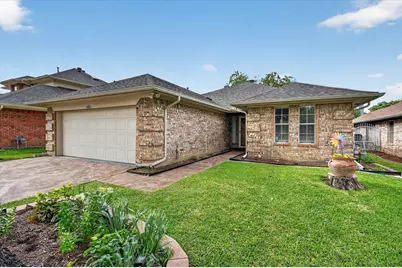 1406 Kynette Drive, Euless, TX 76040 - Photo 2