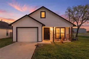 300 W Main St, Itasca, TX 76055 - Photo 1