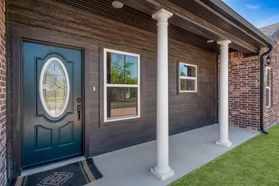 808 Jefferson Street E, Sulphur Springs, TX 75482 - Photo 2