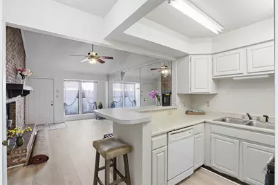 2518 Shady Ridge Drive, Bedford, TX 76021 - Photo 10