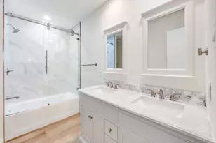 1129 Yorkshire Dr, Carrollton, TX 75007 - Photo 24