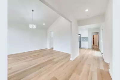 1129 Yorkshire Drive, Carrollton, TX 75007 - Photo 10