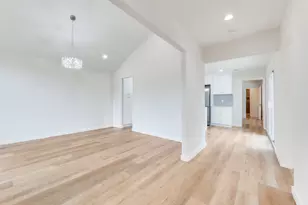 1129 Yorkshire Dr, Carrollton, TX 75007 - Photo 10