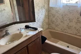 512 Kimbrough St, White Settlement, TX 76108 - Photo 16