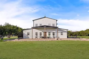 116 Creekview Dr, Blum, TX 76627 - Photo 12