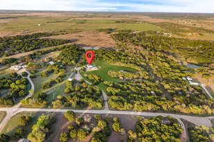 116 Creekview Dr, Blum, TX 76627 - Photo 34