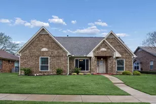 1669 Crosshaven Dr, Lewisville, TX 75077 - Photo 1