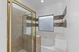 5205 Wood Creek Ln, Garland, TX 75044 - Photo 20