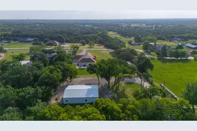 9805 Eldorado Drive, Burleson, TX 76028 - Photo 4