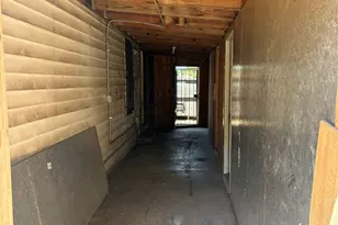 918 Local Vista Dr, Dallas, TX 75217 - Photo 16