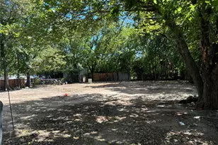 918 Local Vista Dr, Dallas, TX 75217 - Photo 20