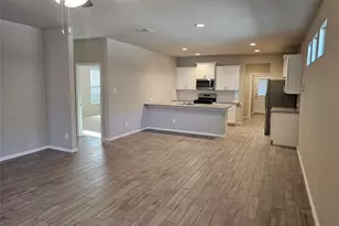 6737 Windfall Dr, Fort Worth, TX 76135 - Photo 10