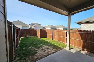 6737 Windfall Dr, Fort Worth, TX 76135 - Photo 28