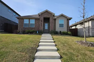6737 Windfall Dr, Fort Worth, TX 76135 - Photo 2