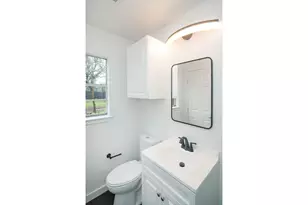 305 College St, Farmersville, TX 75442 - Photo 12