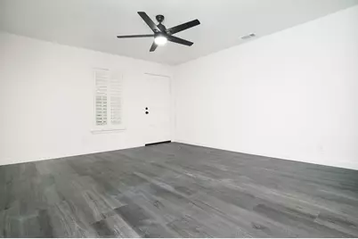 305 College Street, Farmersville, TX 75442 - Photo 4