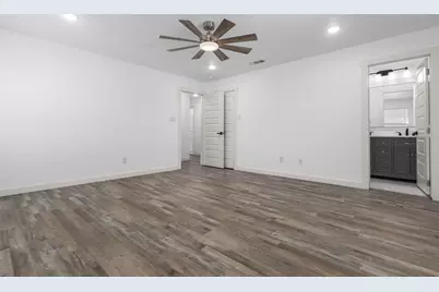 1024 Greenlee Street, Denton, TX 76201 - Photo 14