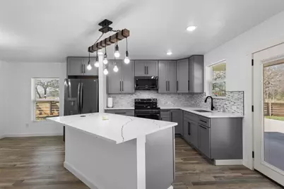 1024 Greenlee Street, Denton, TX 76201 - Photo 10