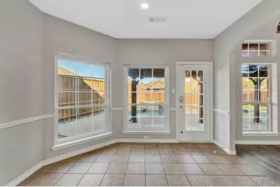 9102 Hogan Drive, Rowlett, TX 75089 - Photo 10