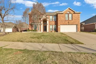 9102 Hogan Dr, Rowlett, TX 75089 - Photo 2