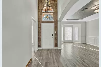 9102 Hogan Drive, Rowlett, TX 75089 - Photo 2