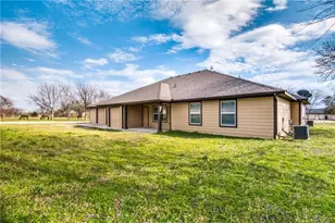 6452 Gregg Rd, Krum, TX 76249 - Photo 1