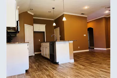 121 Frank Street, Greenville, TX 75402 - Photo 6